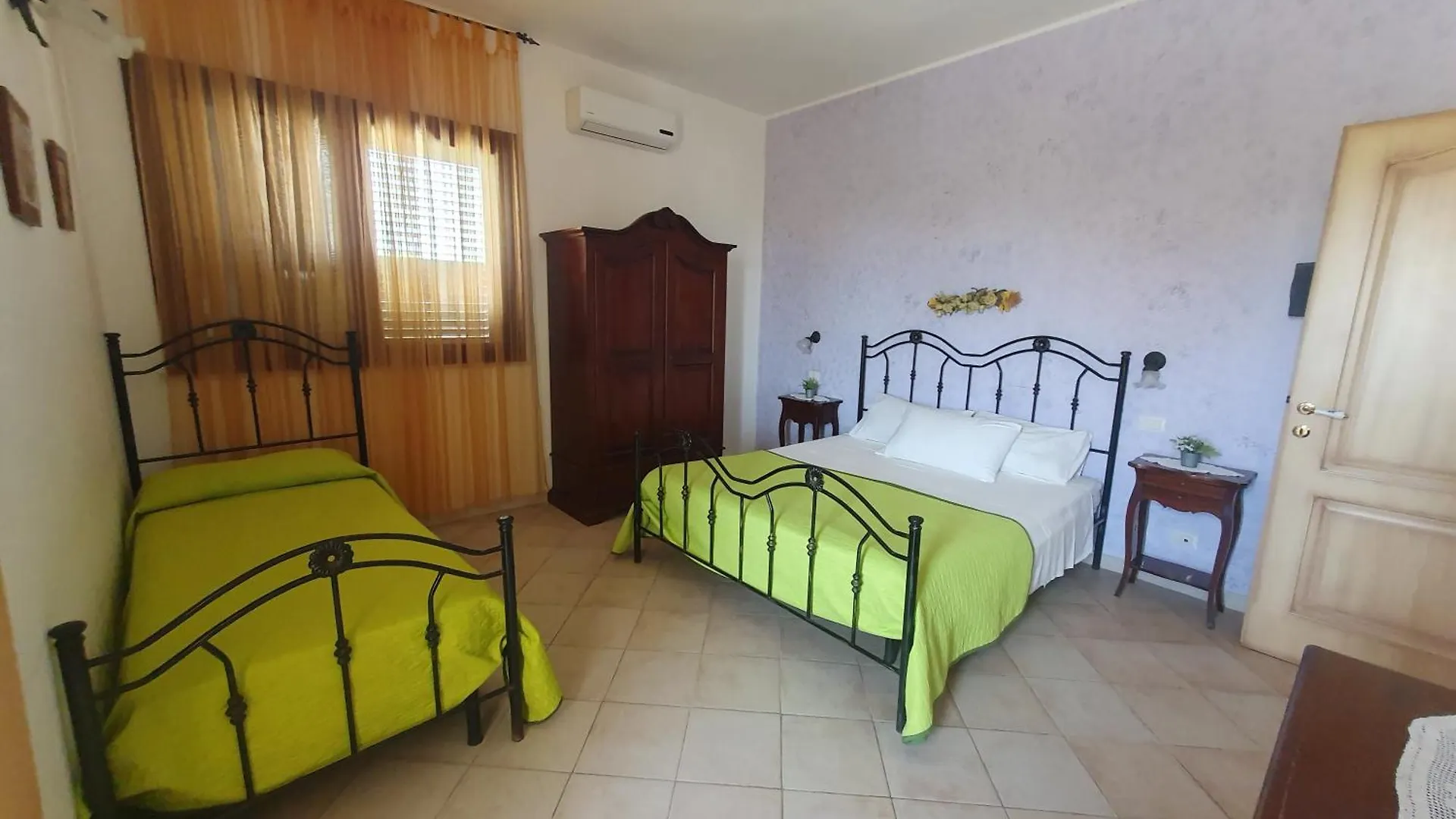 Azzurro Mare Bed & Breakfast Syracuse